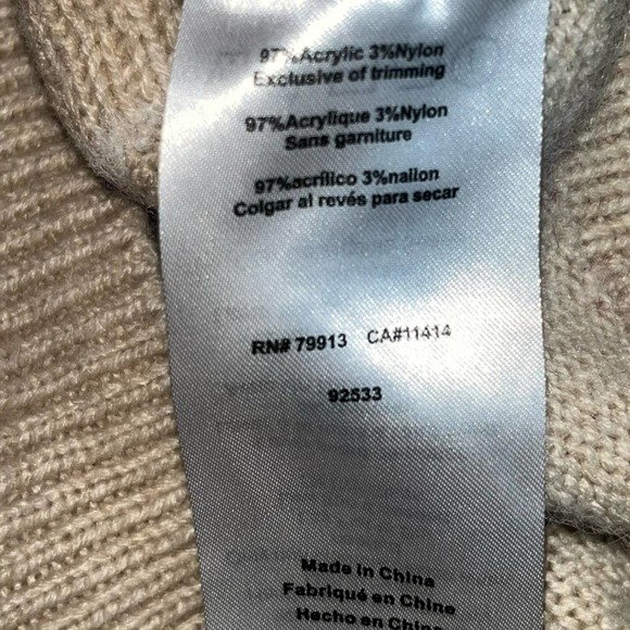 Motherhood Maternity Fuzzy Llama Sweater Women's size Small Beige - Picture 13 of 15